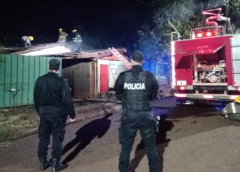 Susto en Eldorado: se incendió una vivienda del barrio La Colina