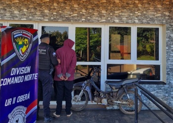 Lo buscaban por un hurto y cayó con una moto robada
