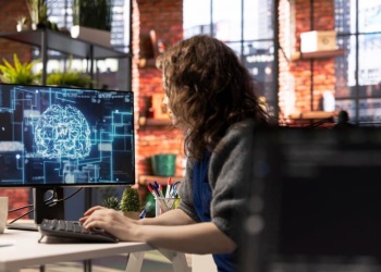 “Estamos delegando todo a la inteligencia artificial”: la advertencia sobre el sedentarismo cognitivo