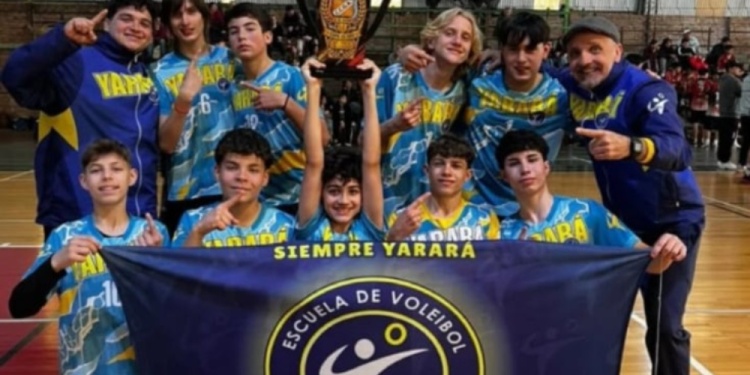 UNA COSTUMBRE. El equipo de “Pichi” Monzón, otra vez campeón en Alem.