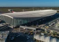 Ezeiza inicia 18 días de operación restringida y las compañías rediseñan rutas con escalas y suspensiones temporales