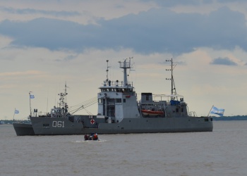 Por el fenómeno de El Niño, la Armada prepara un operativo de asistencia para el Litoral
