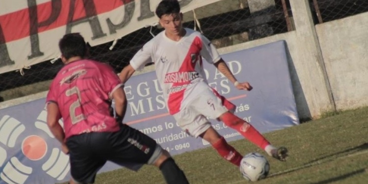 POR LOS TRES PUNTOS. Los dos equipos buscan la victoria para acomodarse.