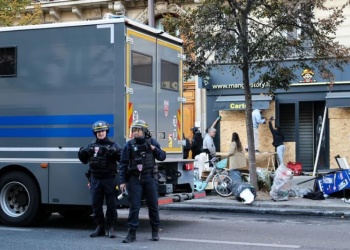 París, Lyon y Niza aplican toques de queda tras una nueva ola de disturbios en Francia