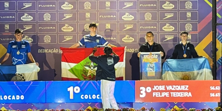 EN ASCENSO. José Vázquez es una de las grandes proyecciones de la natación.