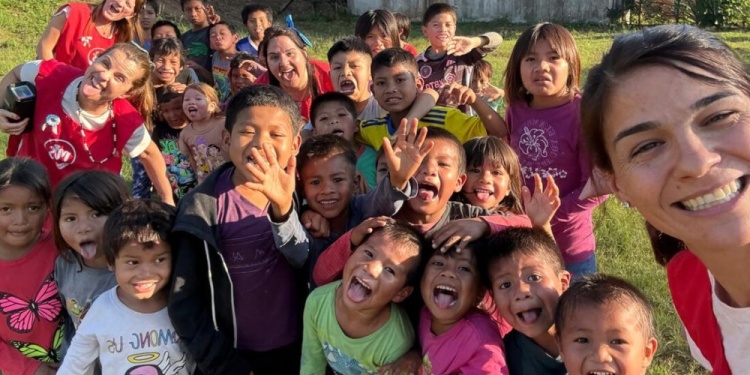 COMPROMISO. La ONG llegará con cajas de alimentos a puntos alejados, en la zona de Bonpland e Hipólito Yrigoyen.