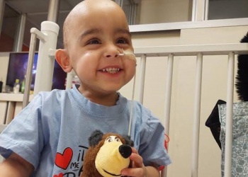 Organizan una cena solidaria en Posadas para ayudar a un niño misionero de 3 años que lucha contra el cáncer