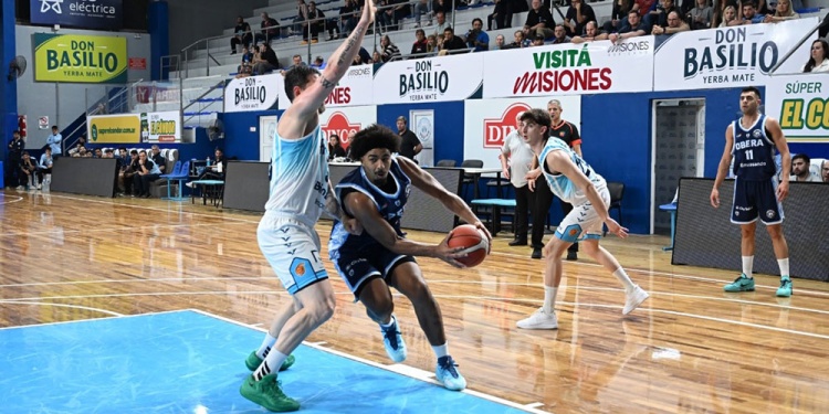 NO DESPEGA. El Celeste perdió sus tres partidos, el último traspié fue de local.