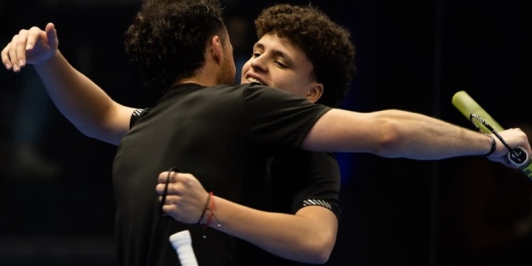 A FESTEJAR. Santino celebra un nuevo título, ayer, en Noruega. Va por más.