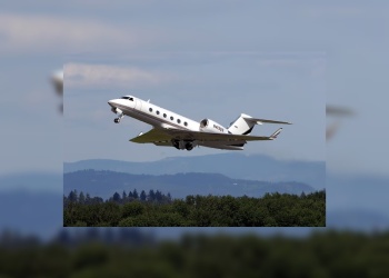 Desapareció un avión privado con seis personas a bordo en el Atlántico y activan una amplia búsqueda