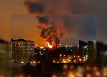 Ucrania bombardeó una terminal petrolera rusa tras el pacto energético entre Trump y Putin