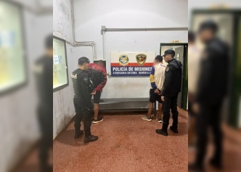 Robaron una garrafa en Posadas e intentaron esconderse de la Policía en una alcantarilla