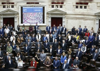 La oposición no consiguió quórum y fracasó la sesión para rechazar el DNU 70/23