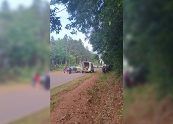 Eldorado: dos personas resultaron heridas tras un choque entre un auto y una moto