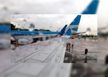Por segunda noche consecutiva, vuelo de Aerolíneas Argentinas fue desviado a Resistencia por las tormentas en Posadas