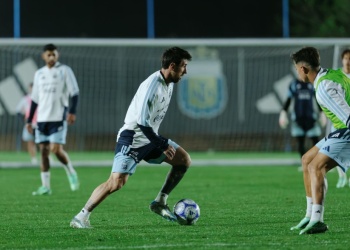 Messi llegó y se entrenó en Ezeiza para su última función con la Selección argentina