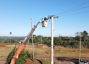 Misiones incorpora $20.550 millones para ampliar la red eléctrica provincial