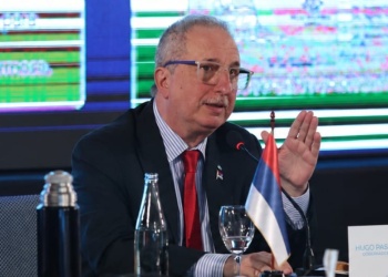 Passalacqua: “No podíamos seguir pagando la luz como si fuera un bien de lujo”