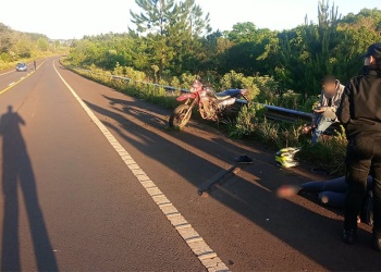 Tres heridos tras el choque de una moto contra un peatón sobre la ruta 14
